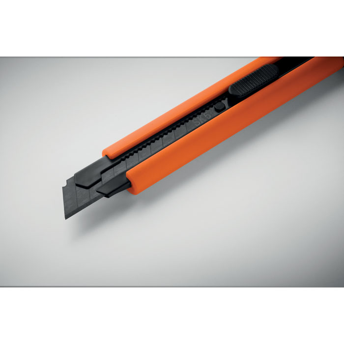 BLADE + - Einziehbares Cuttermesser